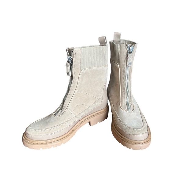 NWOB Sam Edelman Women's Leone Chelsea Boot - Picture 2 of 10